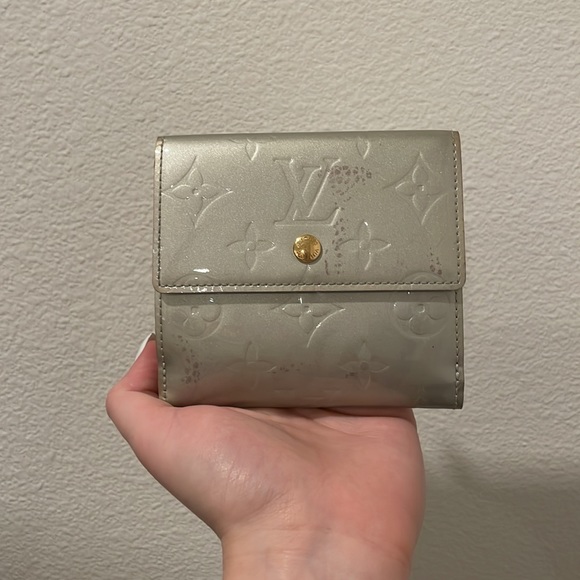 Vintage💚Louis Vuitton💚Monogram Patent Vernis Elise Wallet Perle - Picture 3 of 14